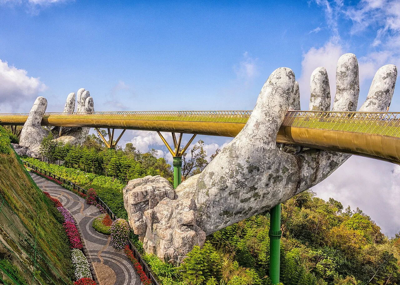 Golden Bridge Da Nang