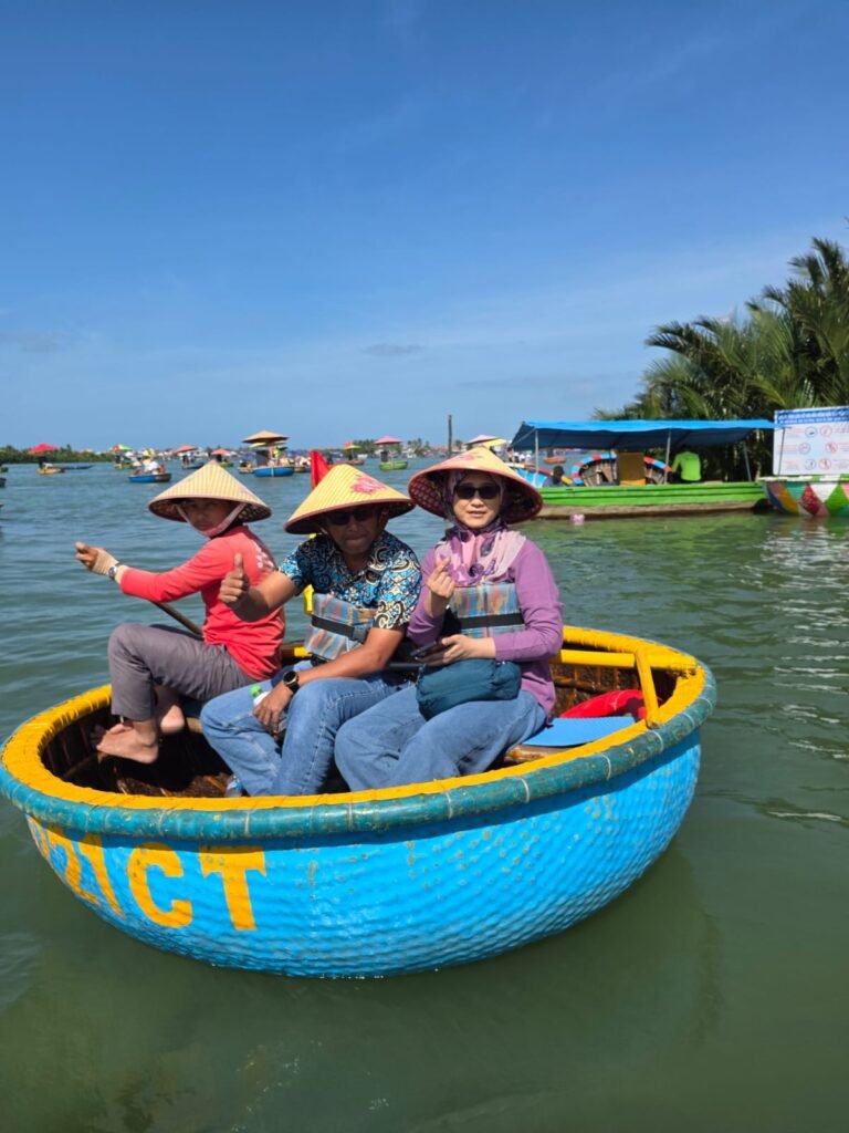 halal tour viet nam